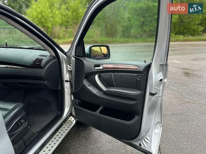 Внедорожник / Кроссовер BMW X5 2003 в Киеве
