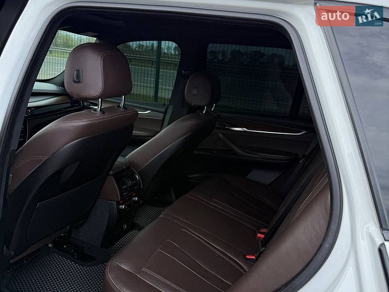 Внедорожник / Кроссовер BMW X5 2014 в Днепре