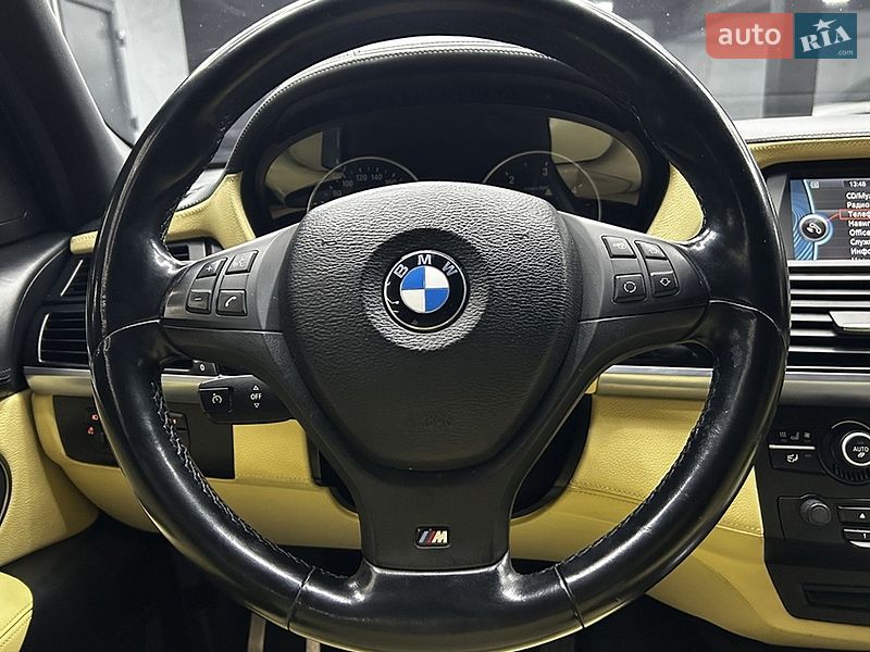 Внедорожник / Кроссовер BMW X5 2011 в Черновцах