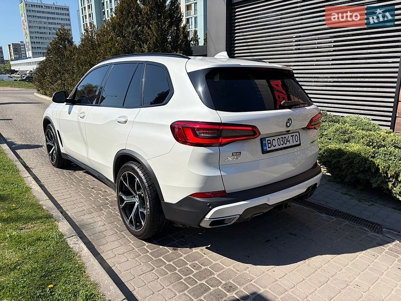 Внедорожник / Кроссовер BMW X5 2018 в Львове