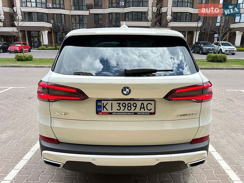 Внедорожник / Кроссовер BMW X5 2021 в Киеве