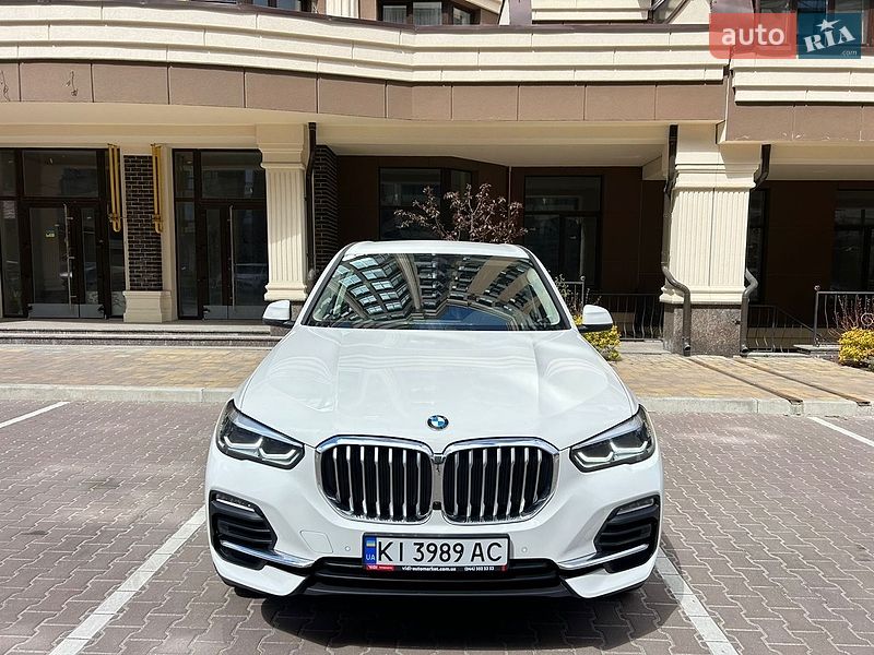 Внедорожник / Кроссовер BMW X5 2021 в Киеве
