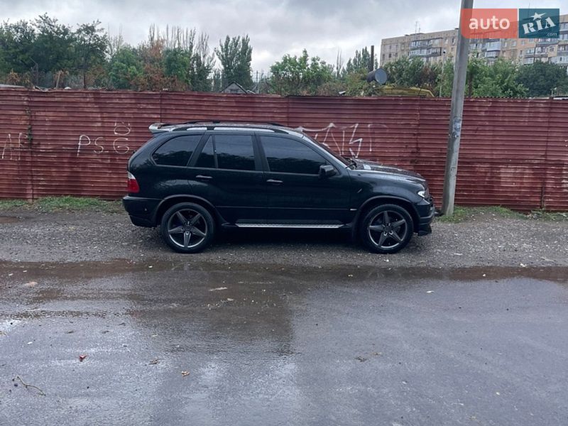 Внедорожник / Кроссовер BMW X5 2004 в Одессе