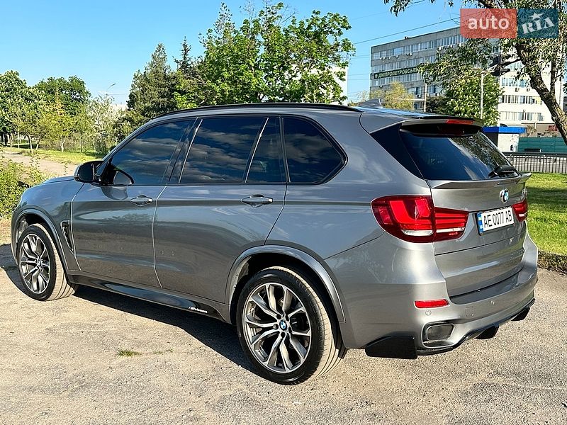 Позашляховик / Кросовер BMW X5 2014 в Дніпрі