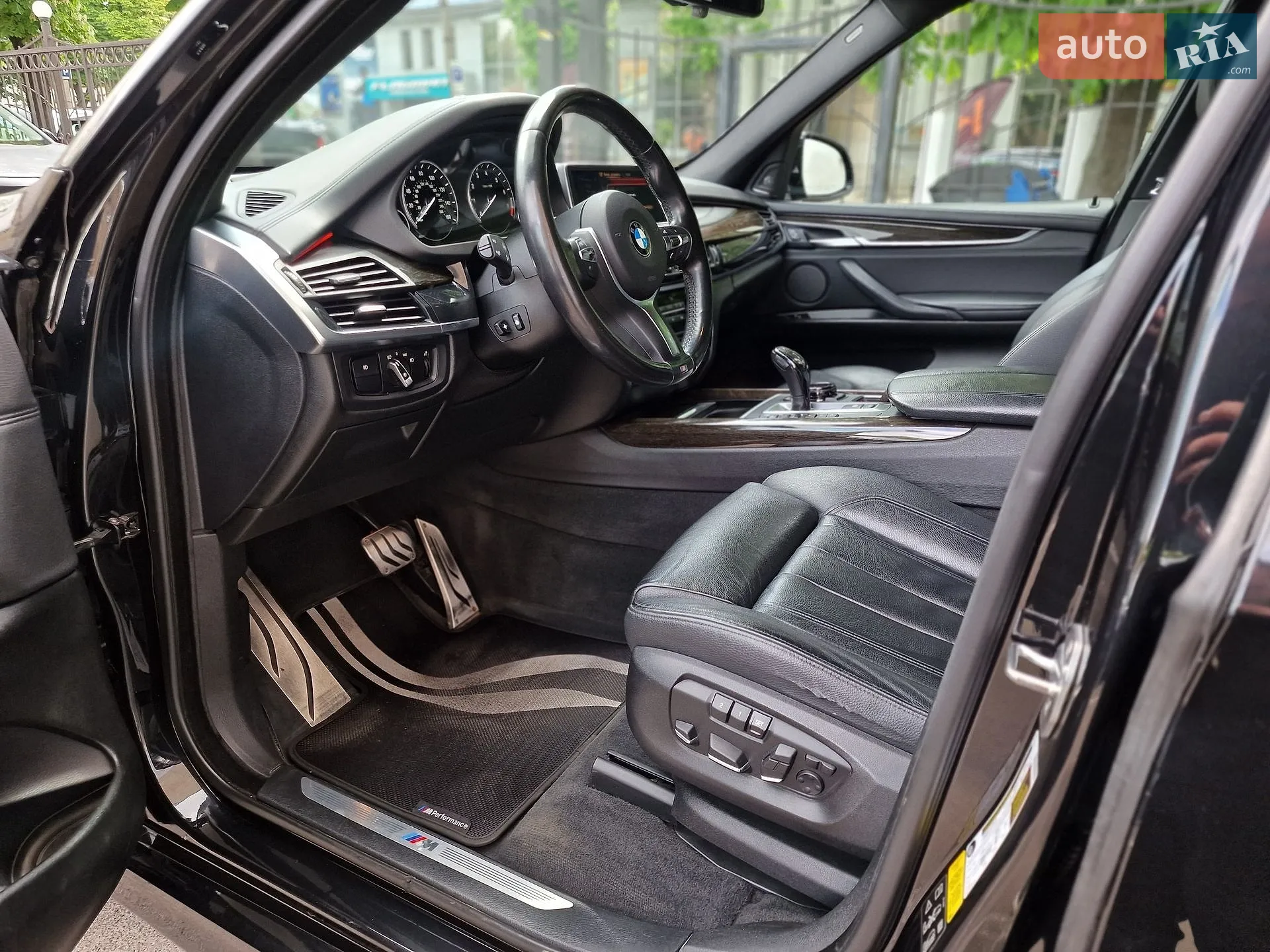 2015 BMW X5 - мініатюра 41