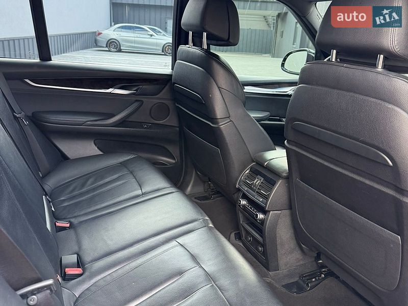 Внедорожник / Кроссовер BMW X5 2014 в Ровно