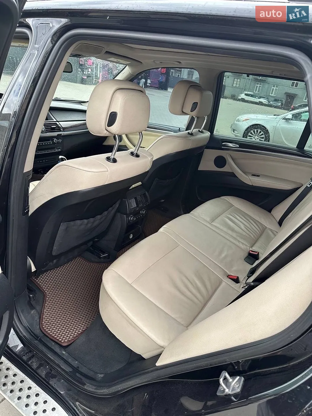 2010 BMW X5 - мініатюра 17