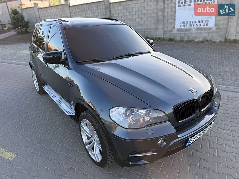 Позашляховик / Кросовер BMW X5 2013 в Рівному