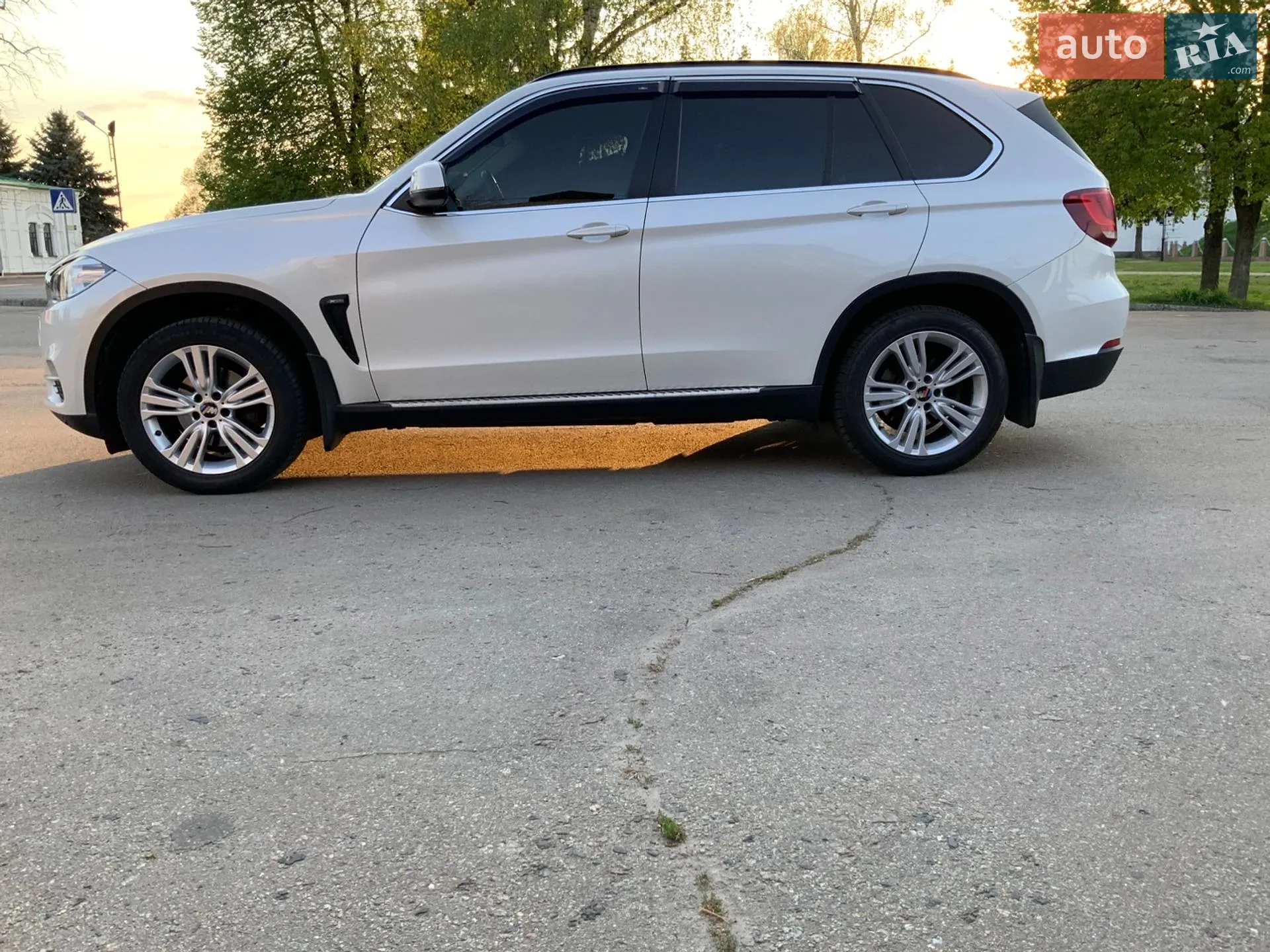 2015 BMW X5 - мініатюра 3