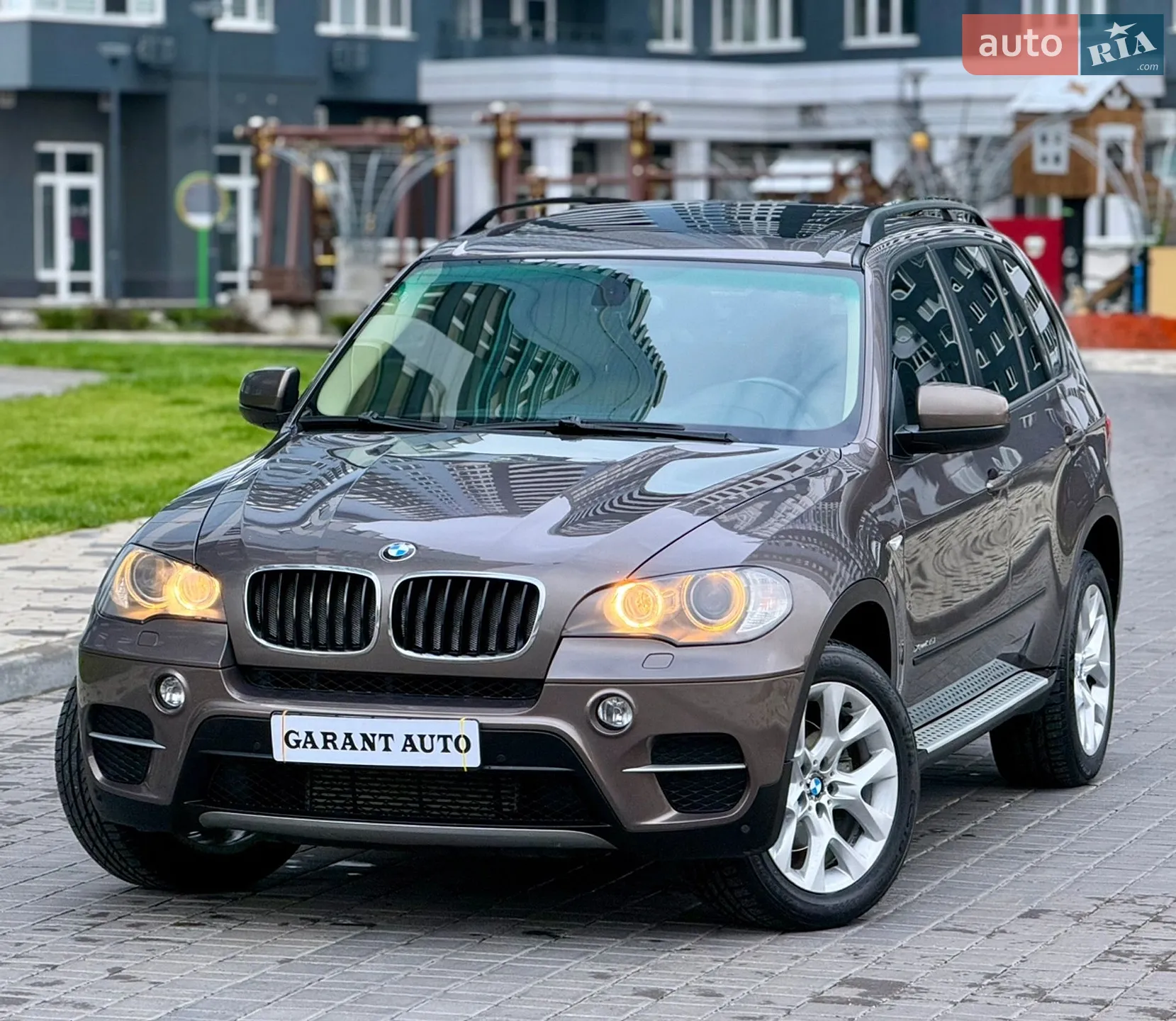 2010 BMW X5 - мініатюра 9