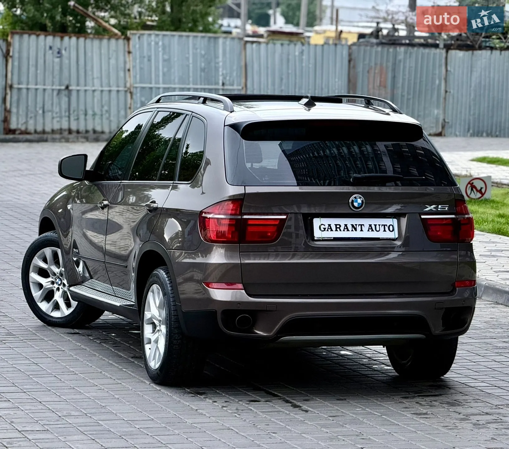 2010 BMW X5 - мініатюра 28