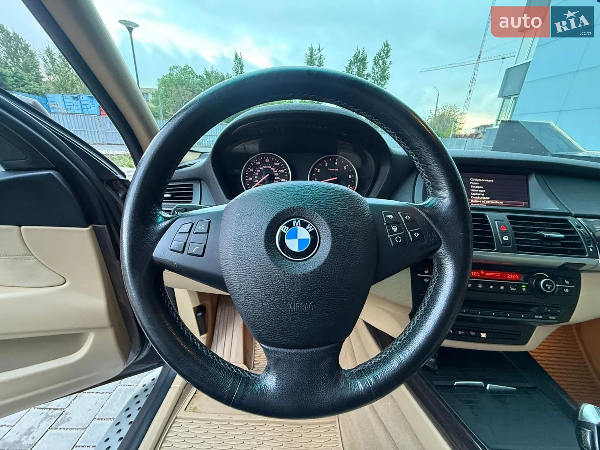 2010 BMW X5 - мініатюра 71