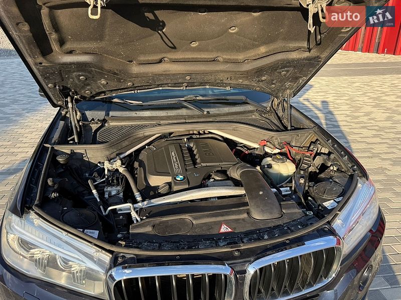Позашляховик / Кросовер BMW X5 2015 в Львові