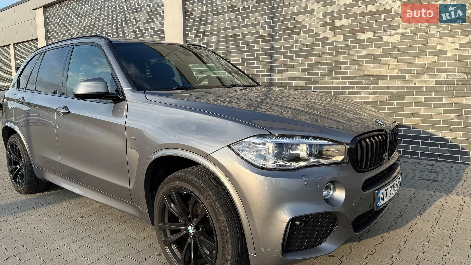 2017 BMW X5 - мініатюра 12