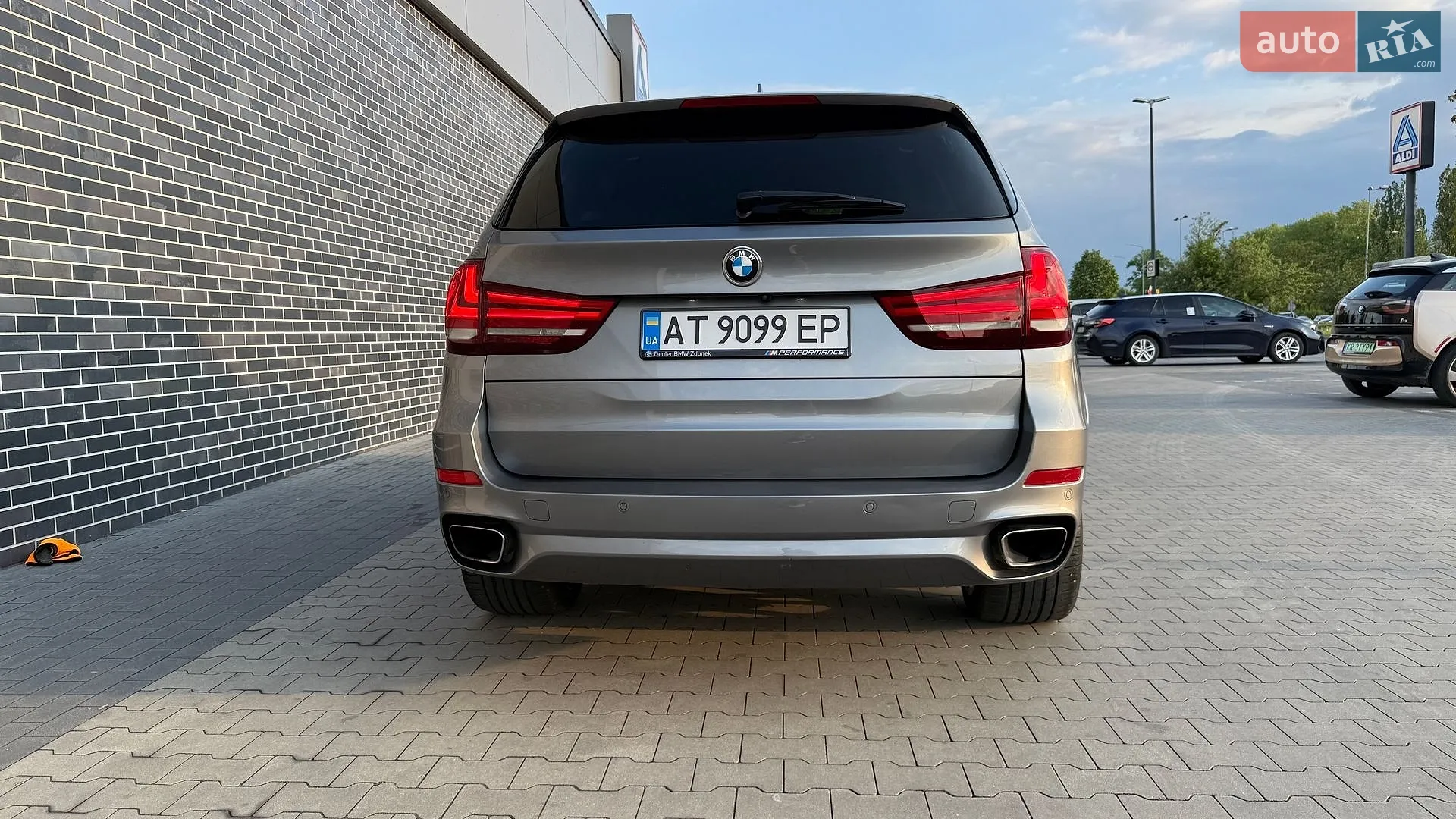 2017 BMW X5 - мініатюра 40