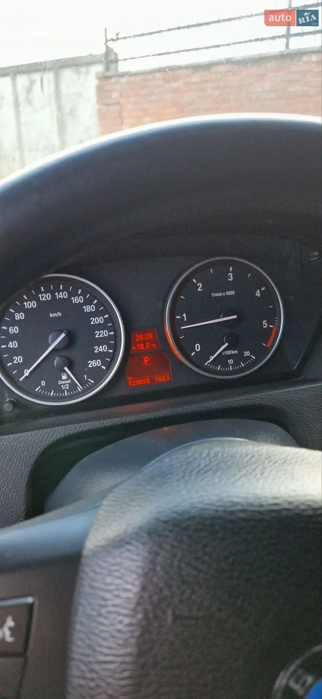 2010 BMW X5 - мініатюра 16