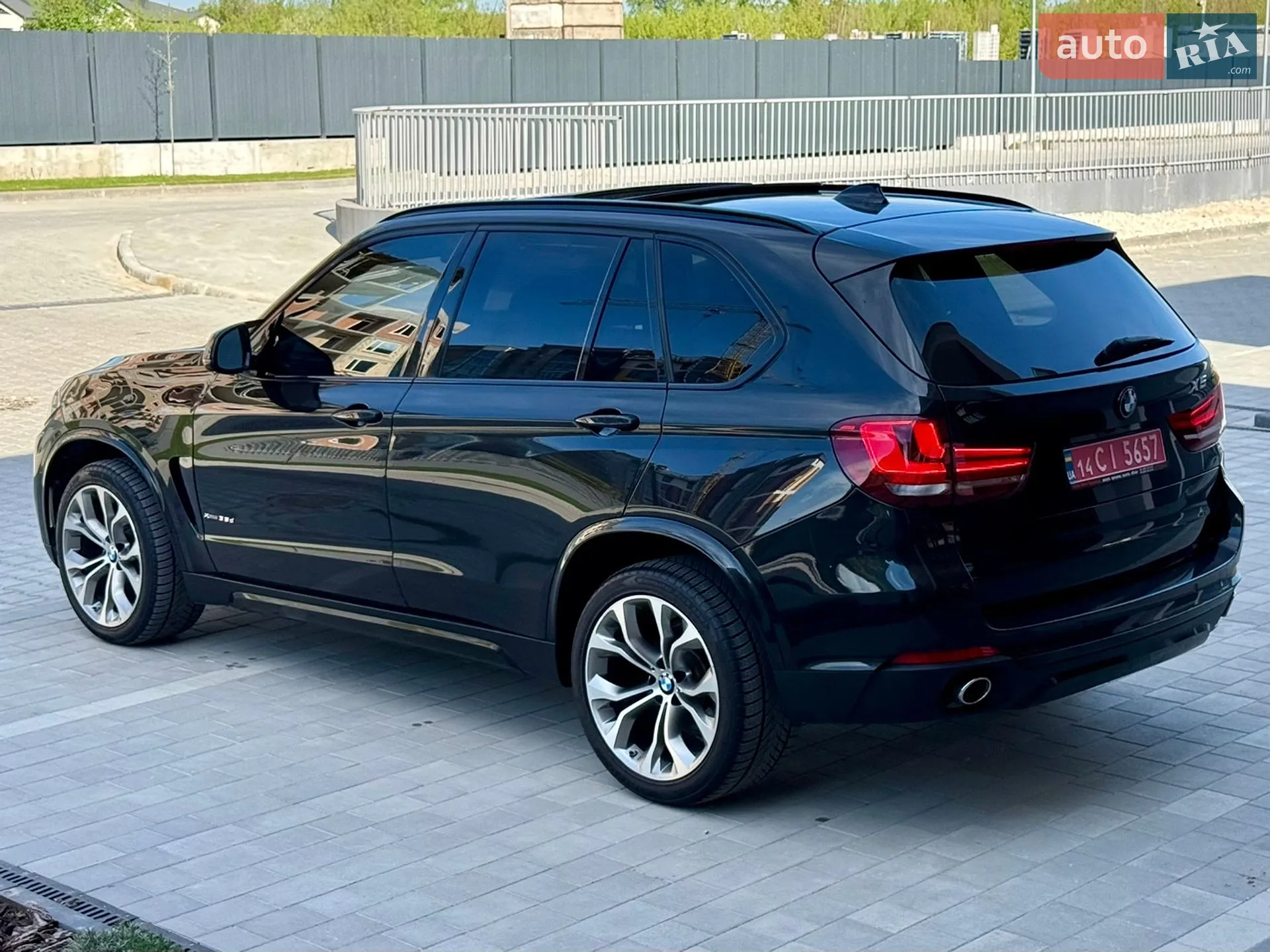 2015 BMW X5 - мініатюра 16