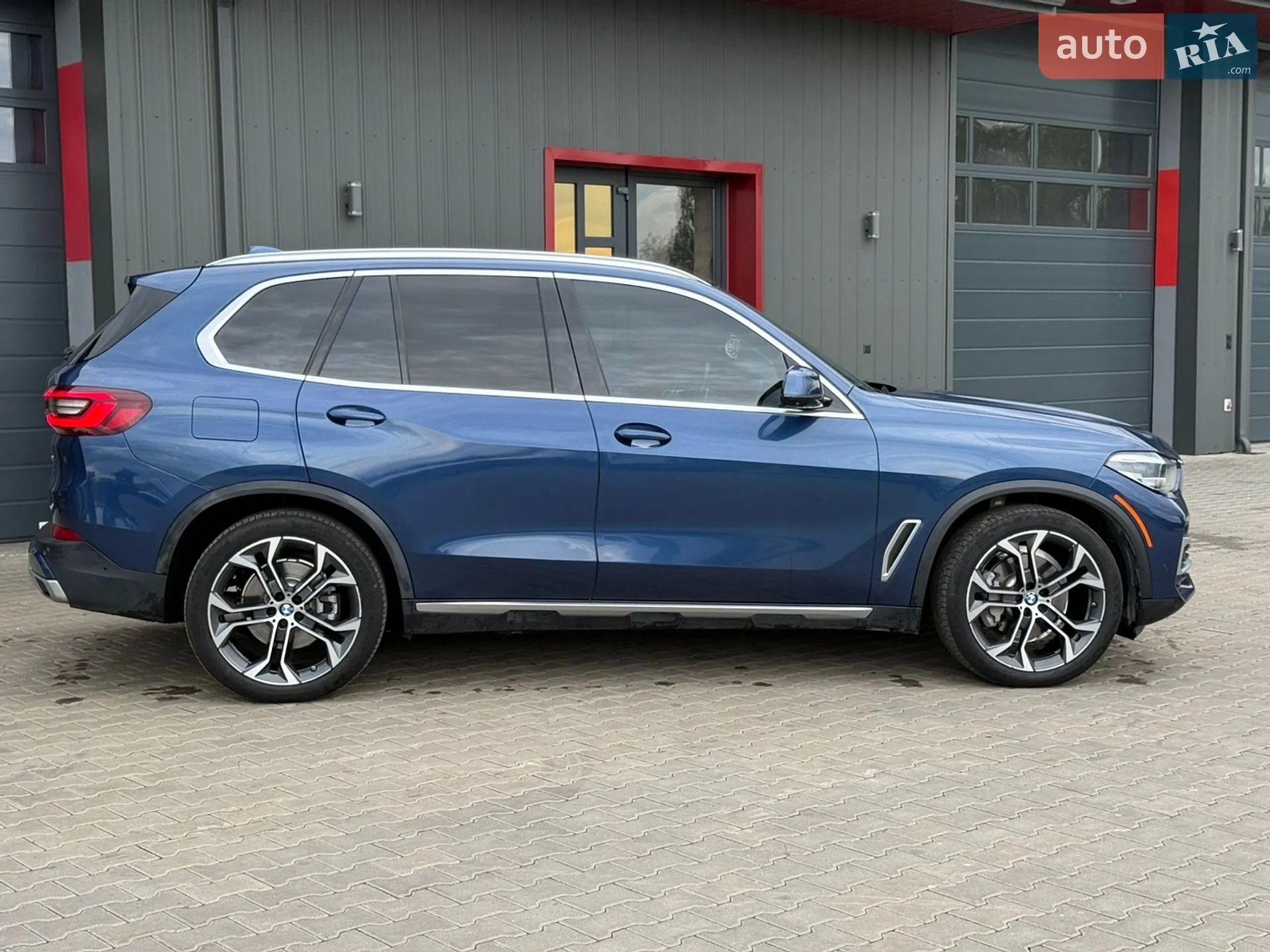 2021 BMW X5 - мініатюра 16