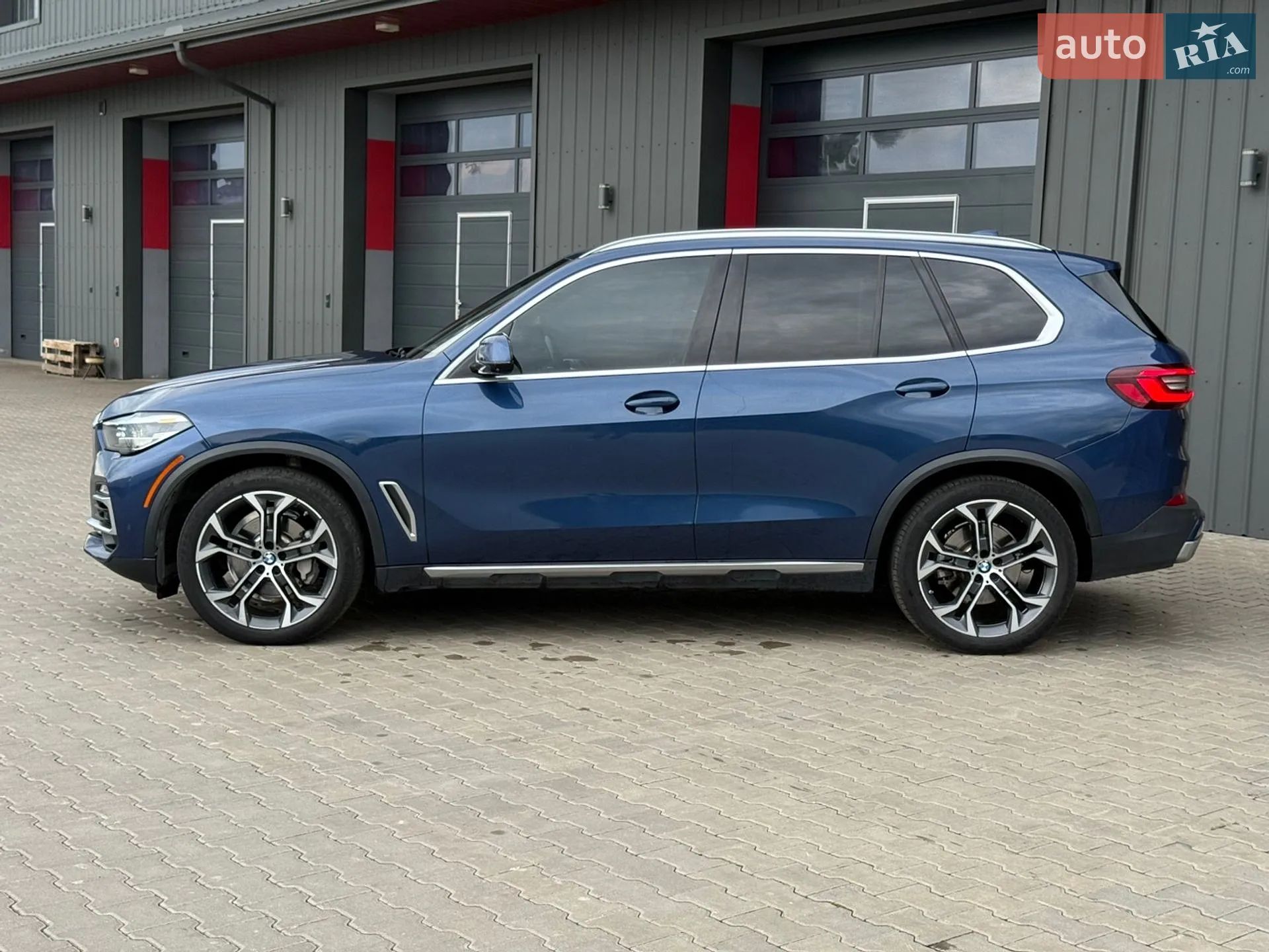 2021 BMW X5 - мініатюра 38