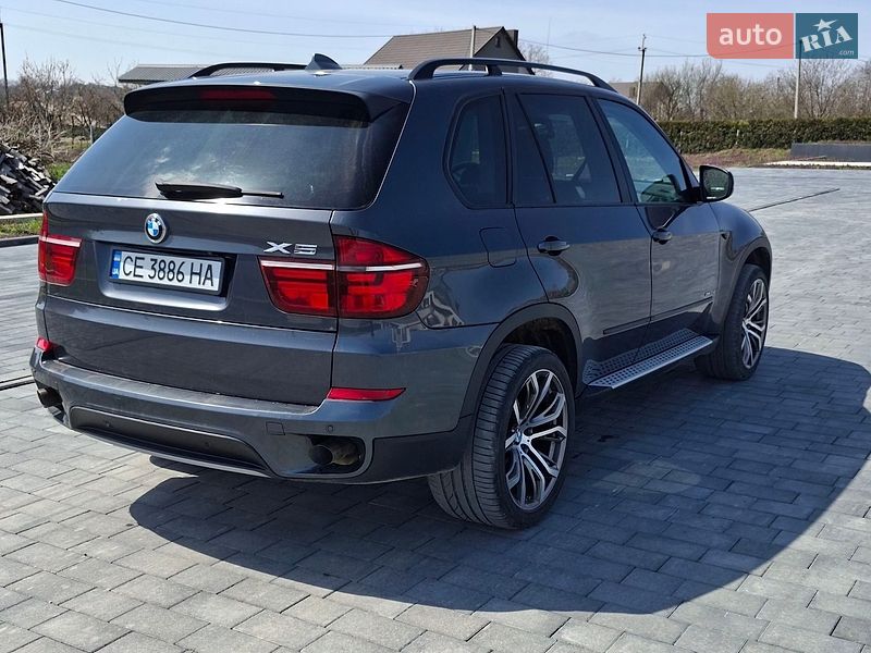 Внедорожник / Кроссовер BMW X5 2012 в Черновцах