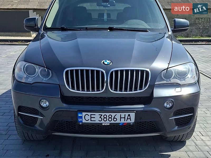 Внедорожник / Кроссовер BMW X5 2012 в Черновцах