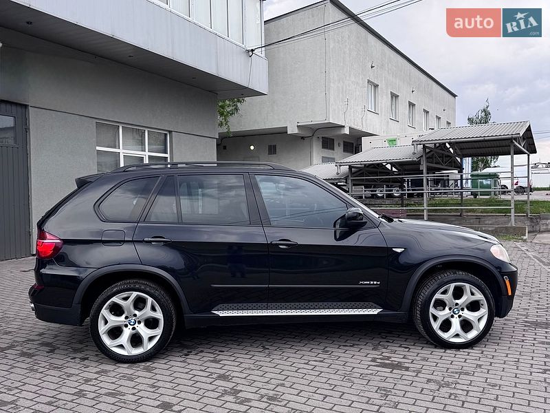 Позашляховик / Кросовер BMW X5 2012 в Чернівцях