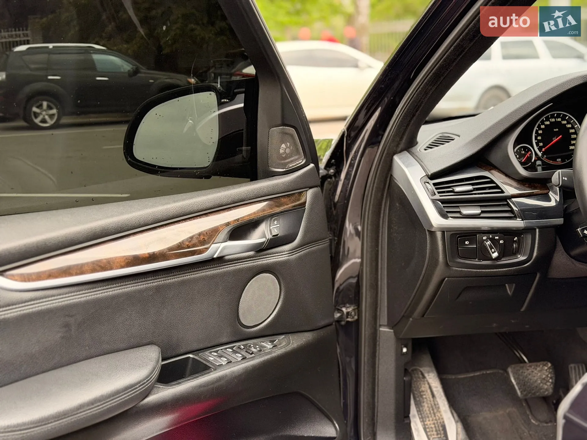 2015 BMW X5 - мініатюра 17