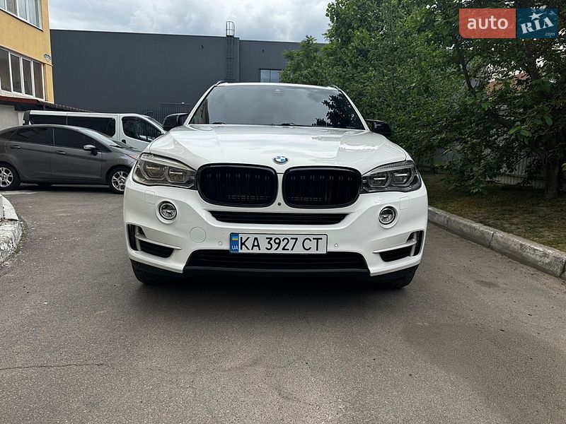 Внедорожник / Кроссовер BMW X5 2016 в Киеве