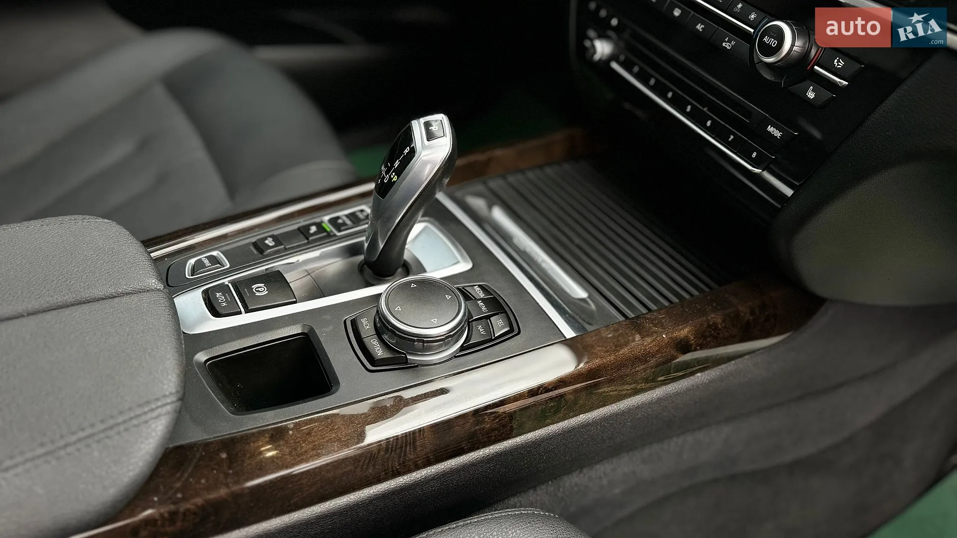 2016 BMW X5 - мініатюра 26