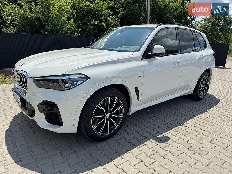Позашляховик / Кросовер BMW X5 2022 в Мостиській