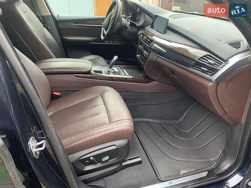 Позашляховик / Кросовер BMW X5 2016 в Києві
