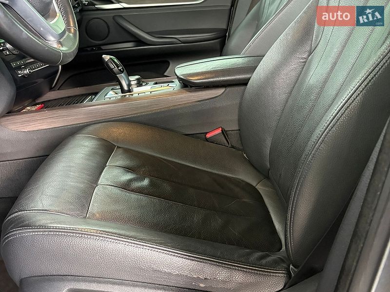 Внедорожник / Кроссовер BMW X5 2016 в Кременчуге
