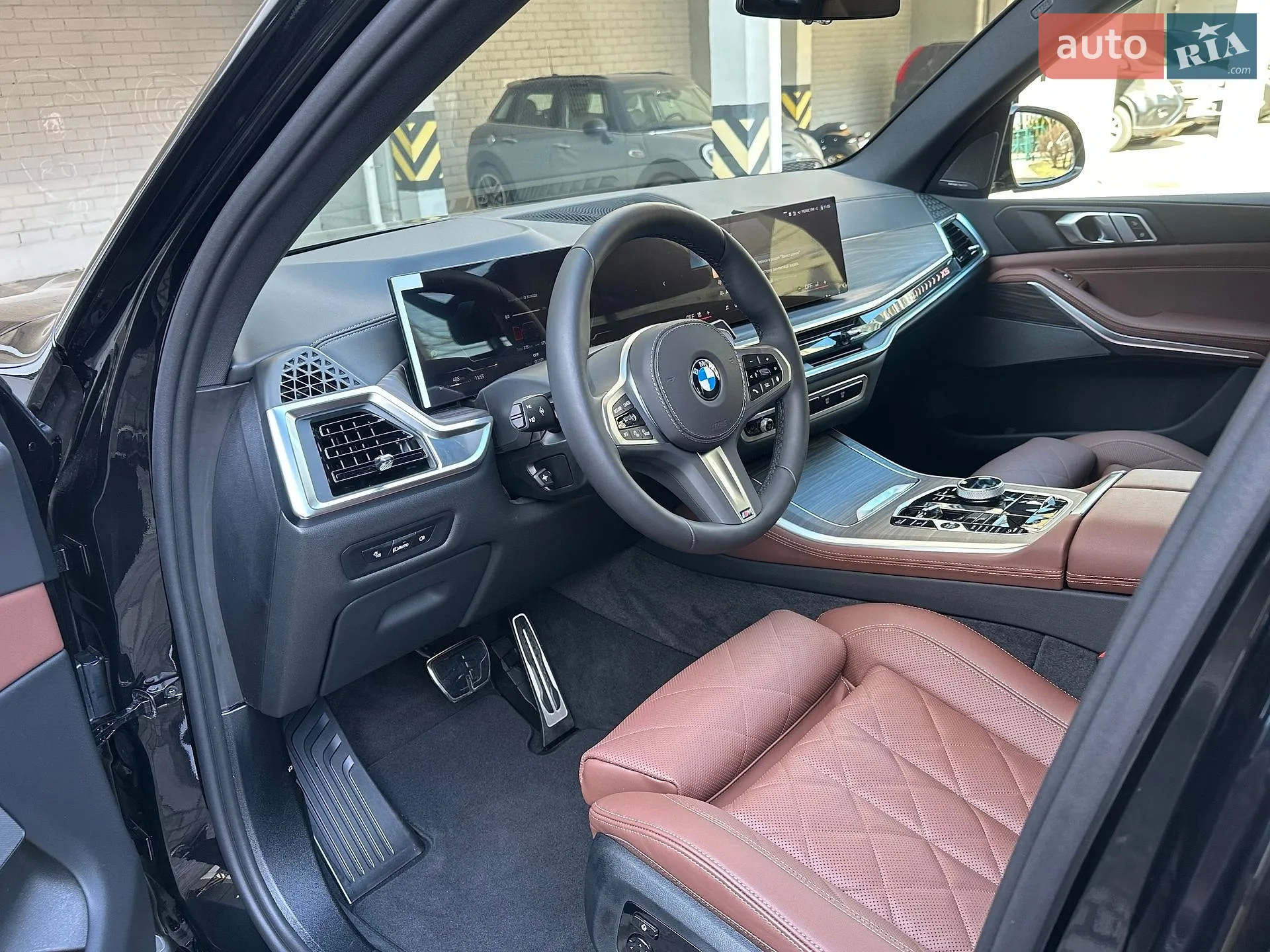 2025 BMW X5 - мініатюра 38
