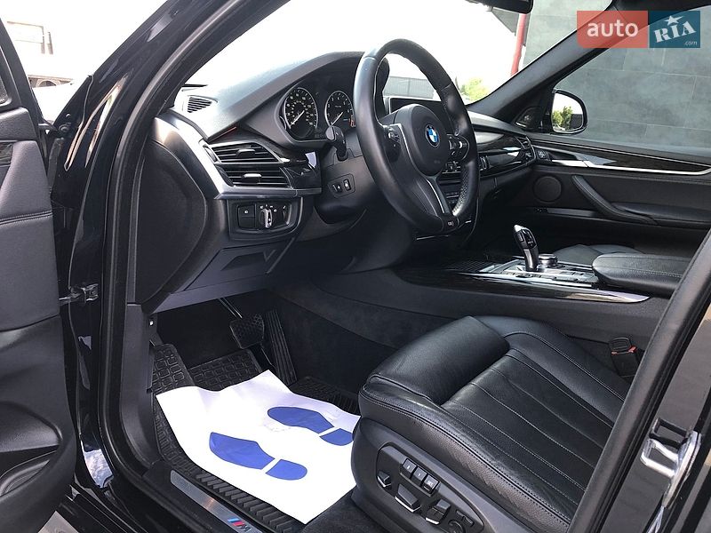 Внедорожник / Кроссовер BMW X5 2017 в Костополе