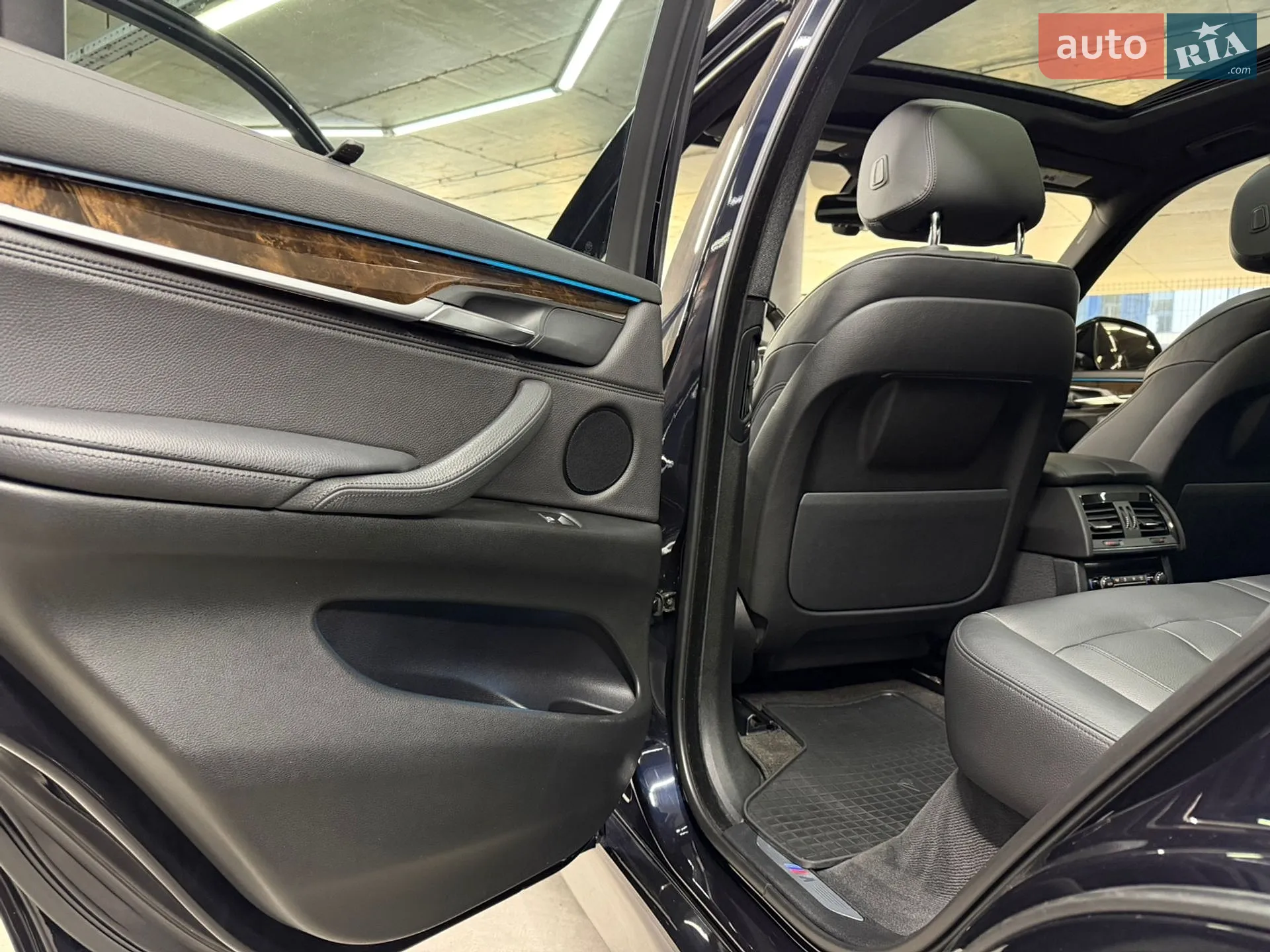 2014 BMW X5 - мініатюра 23