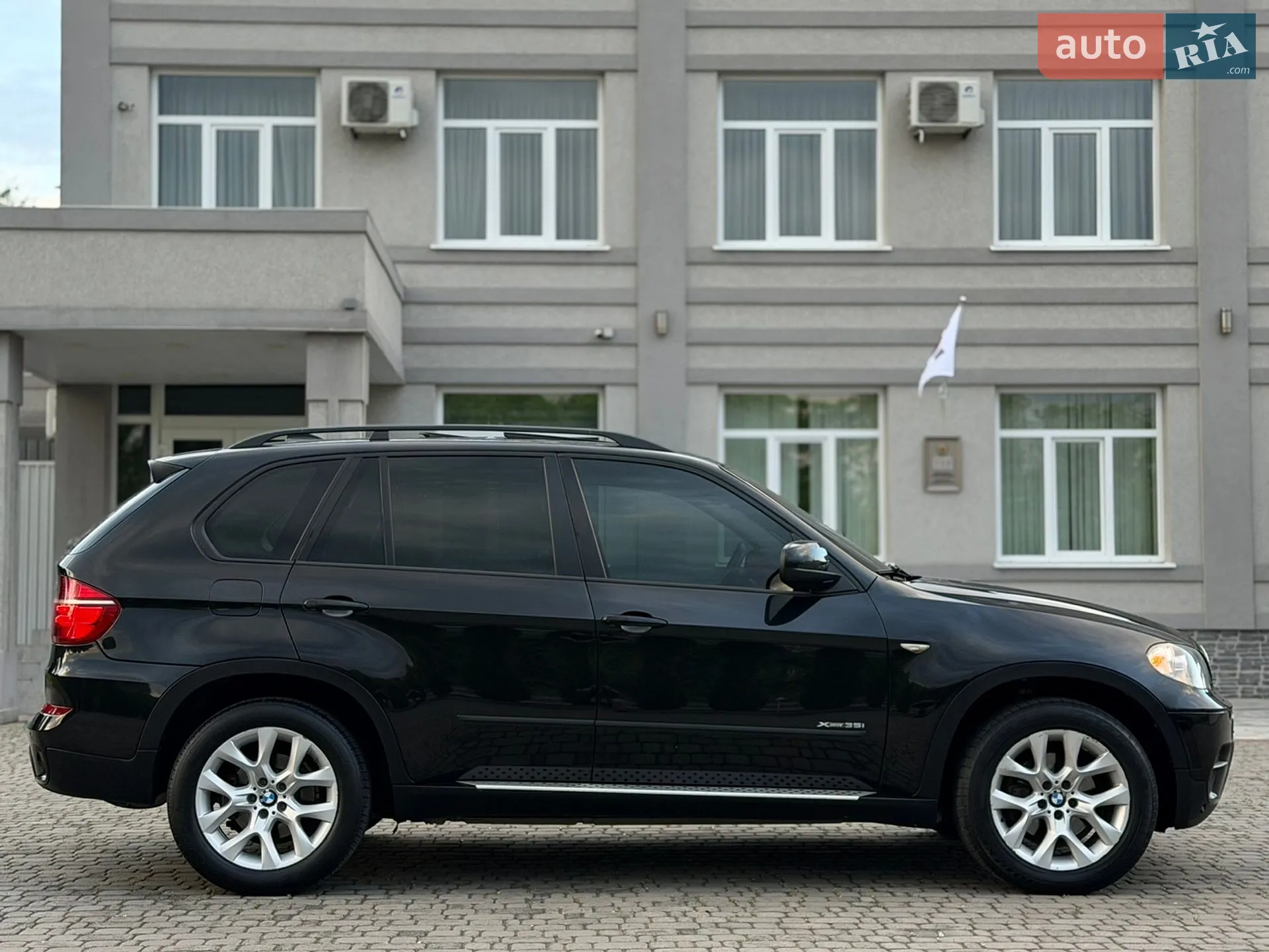 2010 BMW X5 - мініатюра 22
