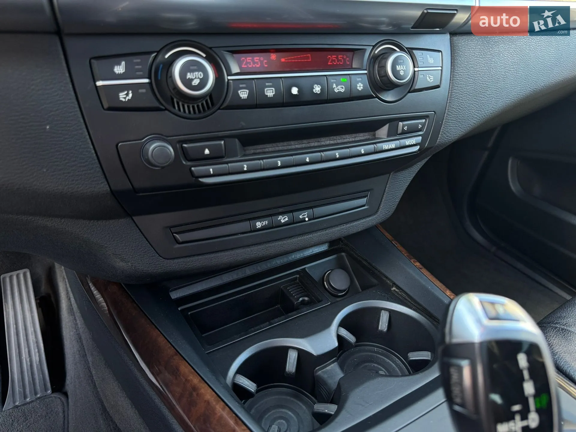 2010 BMW X5 - мініатюра 33