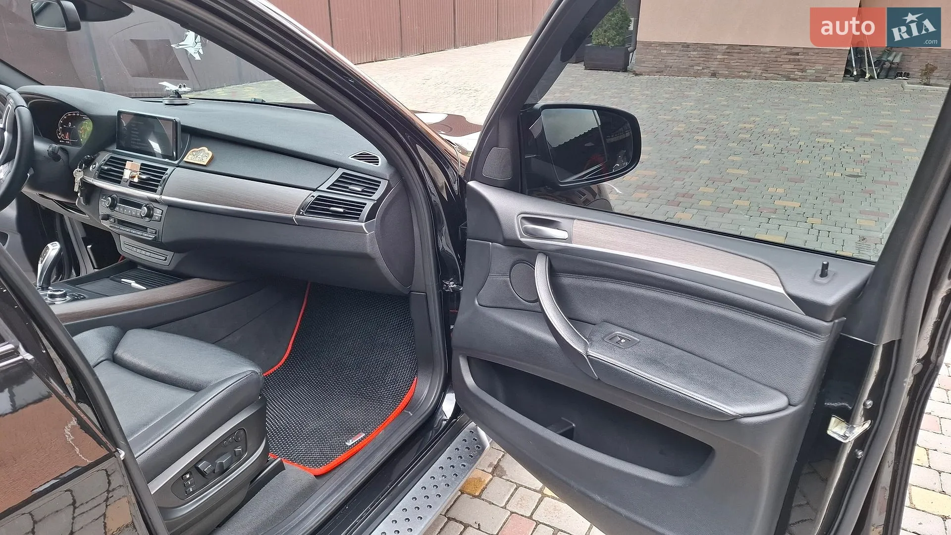 2011 BMW X5 - мініатюра 16