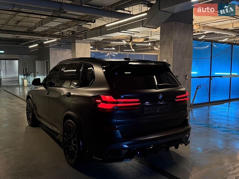 Внедорожник / Кроссовер BMW X5 2024 в Киеве