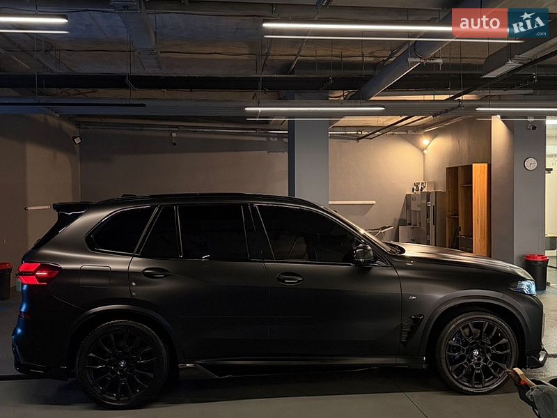 Внедорожник / Кроссовер BMW X5 2024 в Киеве