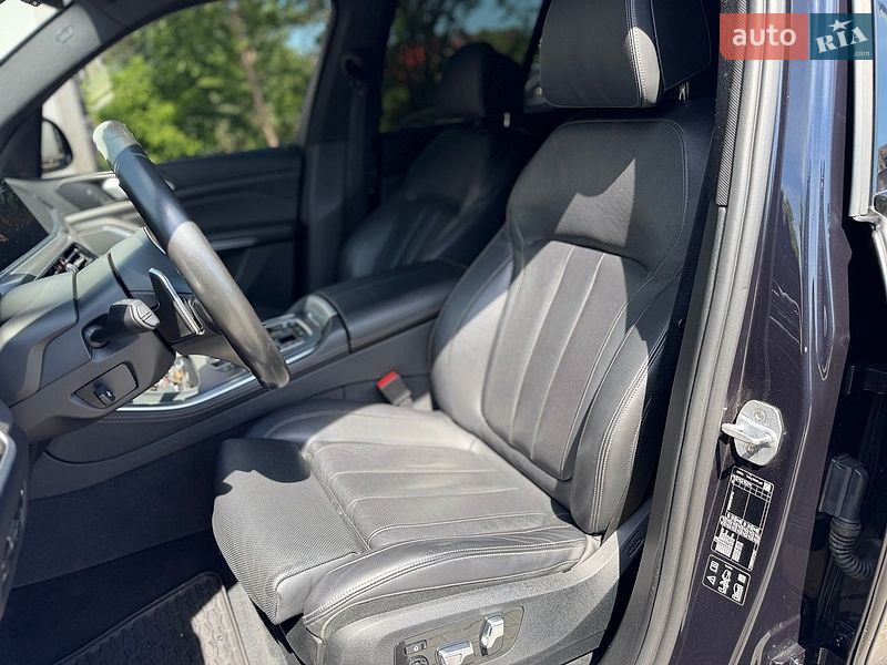 Внедорожник / Кроссовер BMW X5 2019 в Киеве