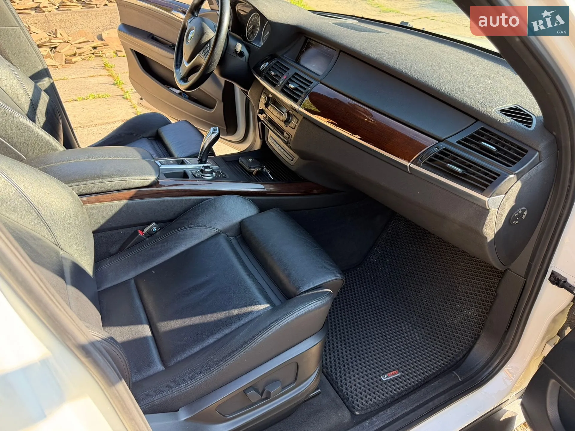 2011 BMW X5 - мініатюра 18