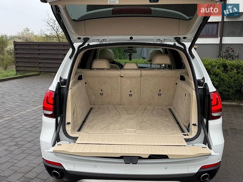 Позашляховик / Кросовер BMW X5 2015 в Стрию