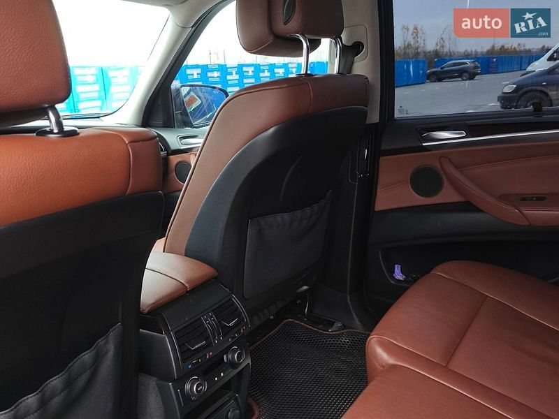 Внедорожник / Кроссовер BMW X5 2011 в Виннице