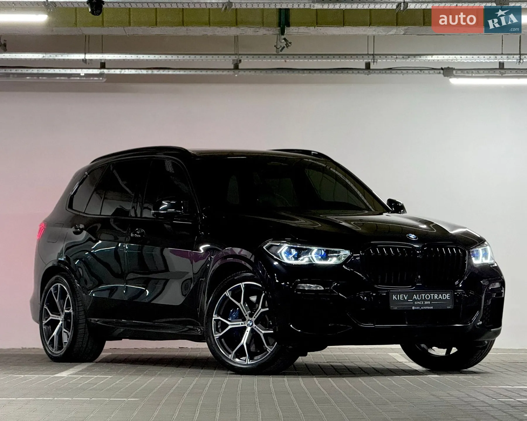 2019 BMW X5 - фото 1
