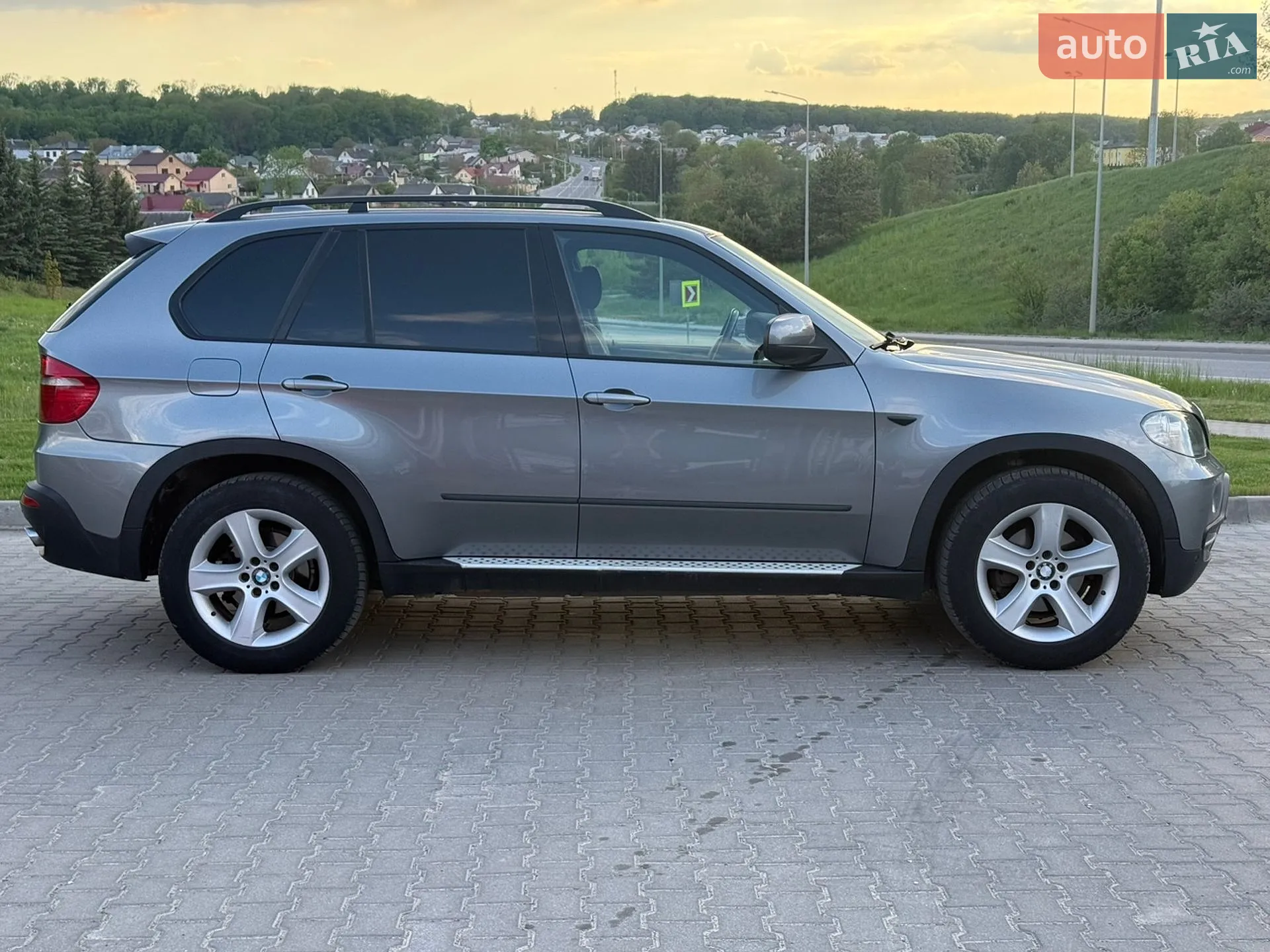 2010 BMW X5 - мініатюра 9