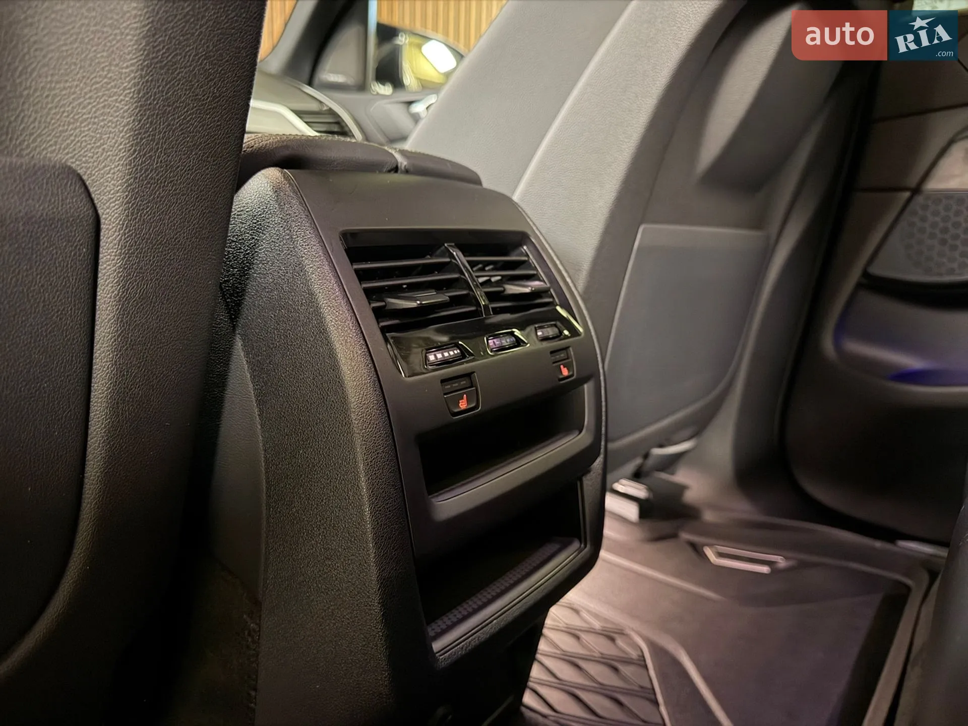 2022 BMW X5 - мініатюра 39