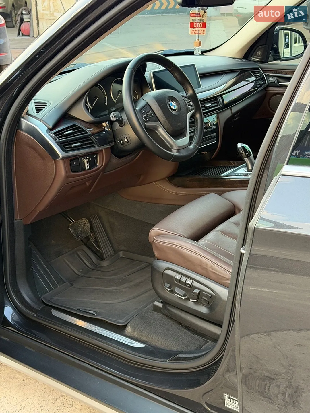 2016 BMW X5 - мініатюра 24