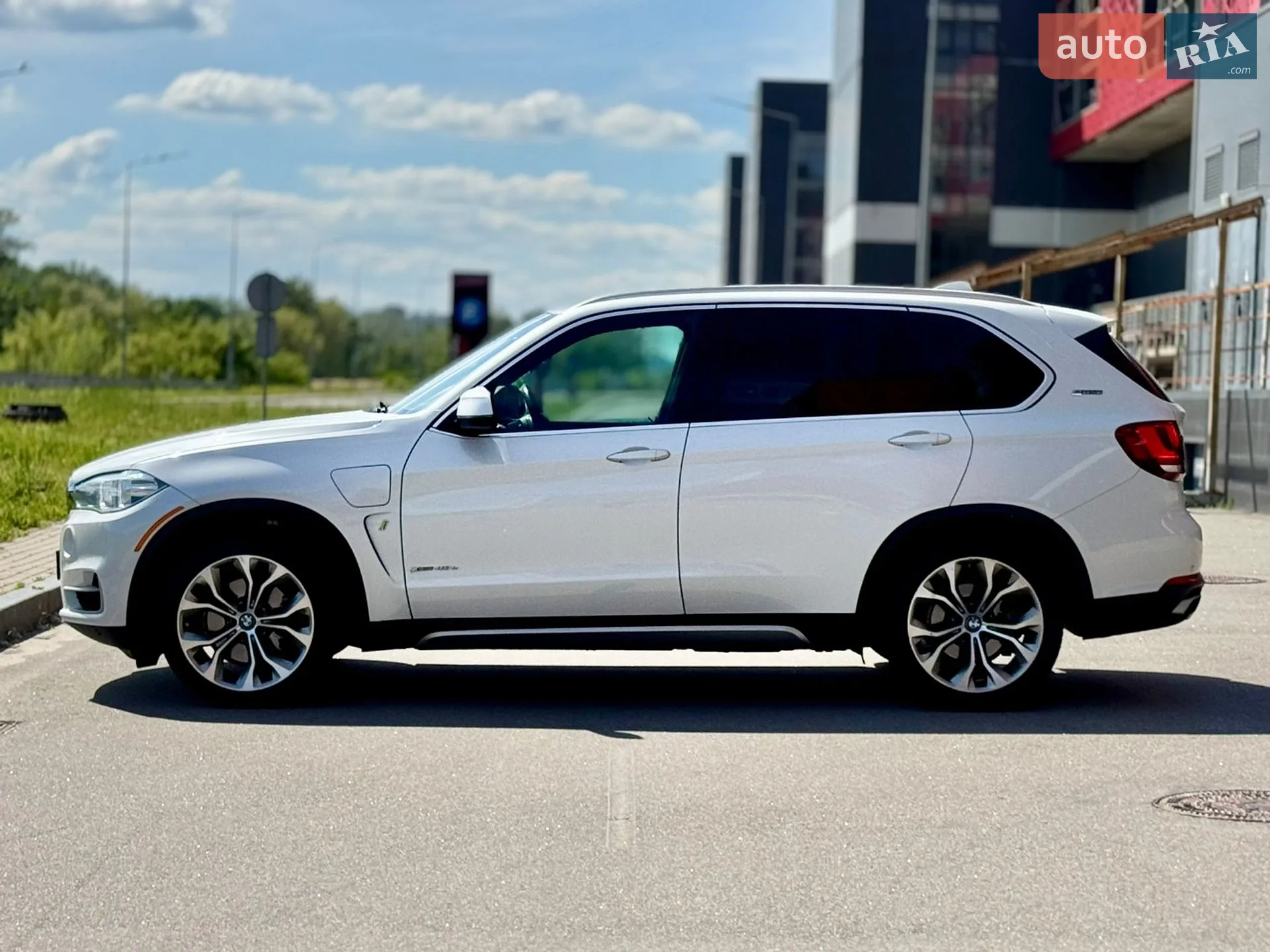 2018 BMW X5 - мініатюра 3