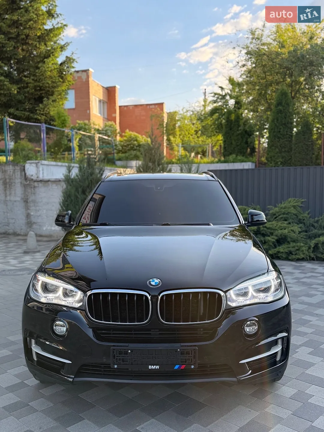 2016 BMW X5 - мініатюра 2